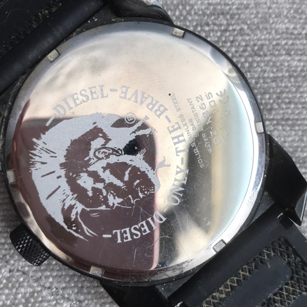 Diesel Watch ❤️ - Picture 3 of 3
